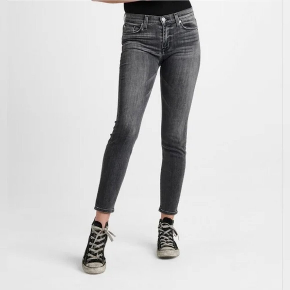 GUC- Hudson Colette Midrise Ankle Skinny in washed black.